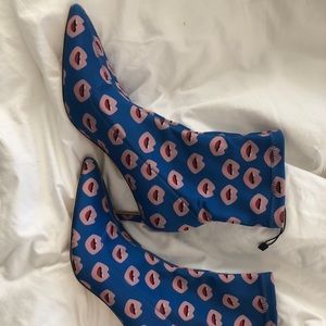 High heeled rain booties